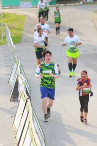 BIB: 268
                            <button type="button" onclick="openModal(3552796)" class="btn btn-primary btn-sm float-right btn-popup" data-toggle="modal" data-target=".modal-high-quality">
                        <i class="fas fa-shopping-cart"></i> Add to Cart
                    </button>
                                            <button type="button" onclick="isThisMe(3552796, true)" class="btn btn-success btn-sm float-right btn-popup btn-isme hidden" data-toggle="tooltip" data-placement="bottom" title="นี่คือรูปของคุณใช่ไหม คลิกที่นี่เพื่อเอาเข้าอัลบั้ม">
                        <i class="fas fa-plus"></i> Add to album
                    </button>
                    <button type="button" onclick="isThisMe(3552796, false)" class="btn btn-warning btn-sm float-right btn-popup btn-isnotme hidden">
                        <i class="fas fa-ban"></i> Remove from album
                    </button>